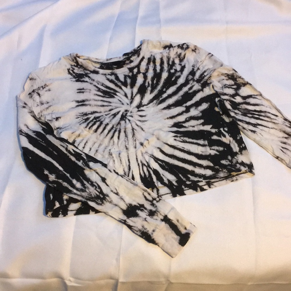 Tie die crop top